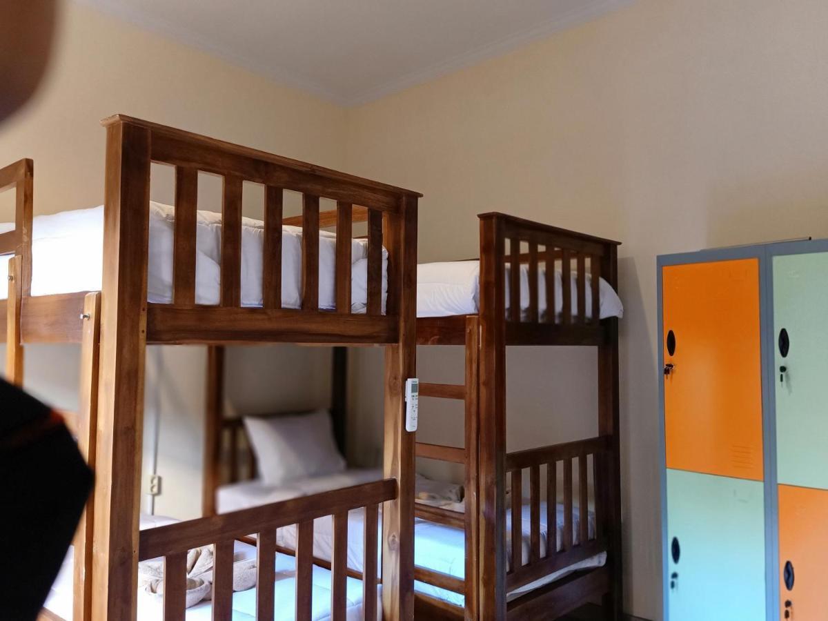 Happy Penida Hostel 2 Toyapakeh Екстер'єр фото